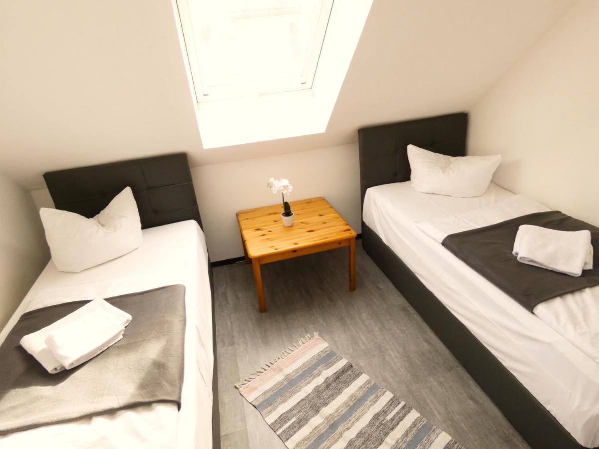 Sunnyhome Monteurwohnungen Und Apartments In Schwandorf Buitenkant foto