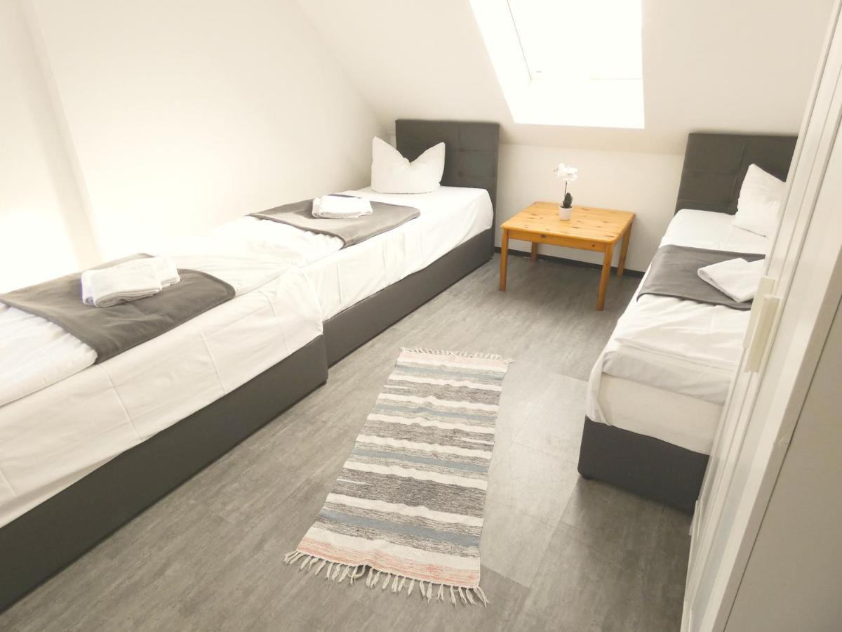 Sunnyhome Monteurwohnungen Und Apartments In Schwandorf Buitenkant foto