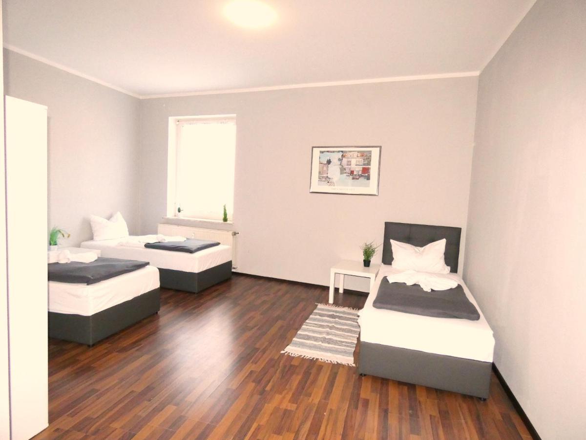 Sunnyhome Monteurwohnungen Und Apartments In Schwandorf Buitenkant foto