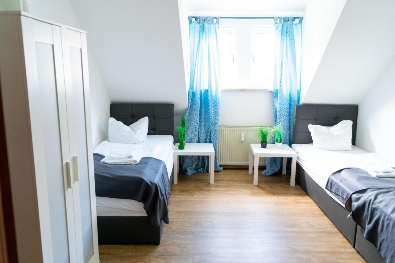 Sunnyhome Monteurwohnungen Und Apartments In Schwandorf Buitenkant foto