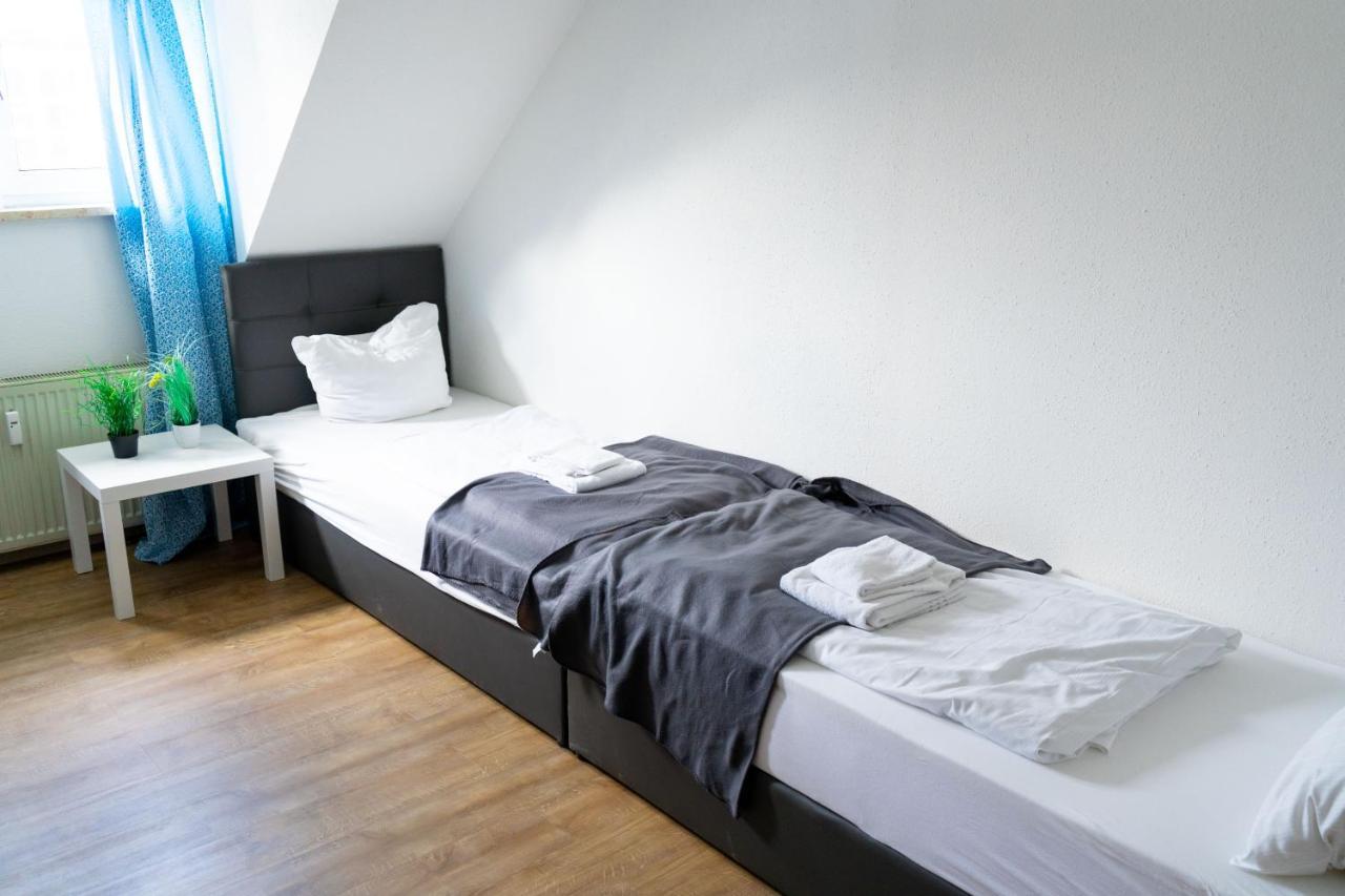 Sunnyhome Monteurwohnungen Und Apartments In Schwandorf Buitenkant foto