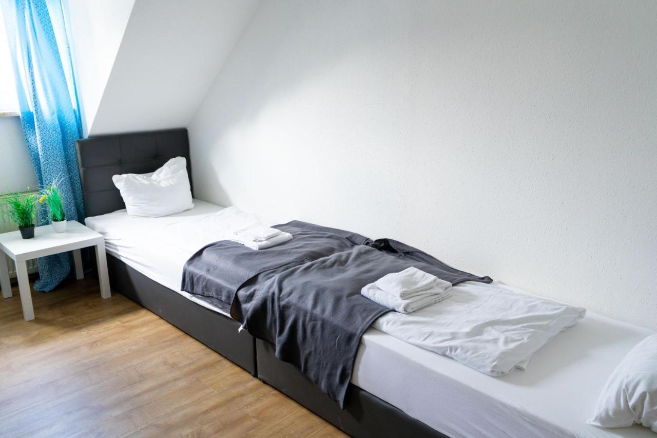 Sunnyhome Monteurwohnungen Und Apartments In Schwandorf Buitenkant foto