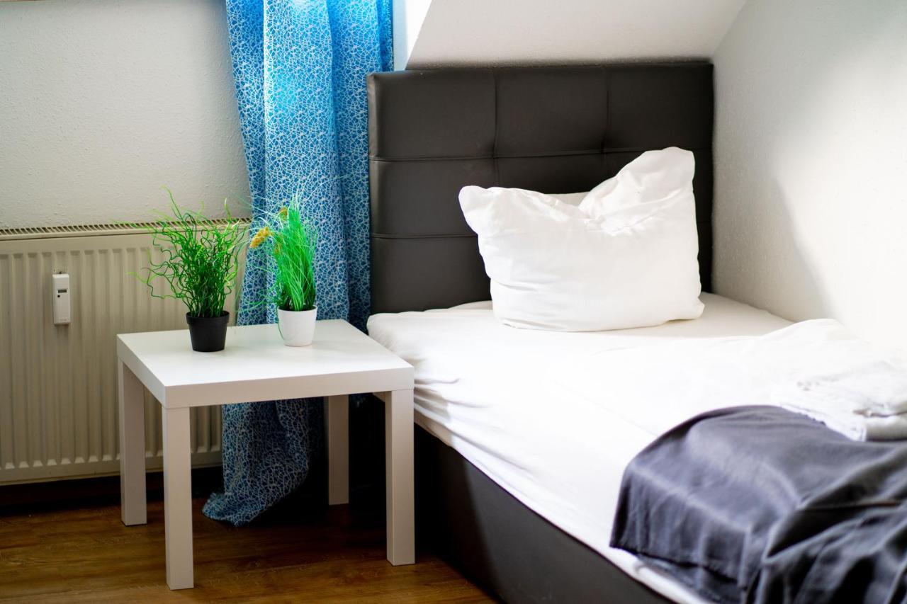 Sunnyhome Monteurwohnungen Und Apartments In Schwandorf Buitenkant foto