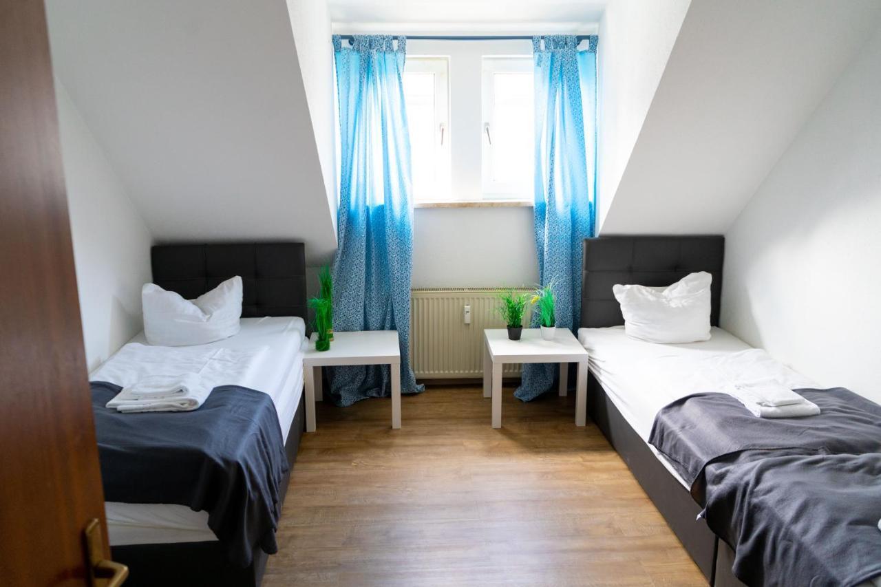 Sunnyhome Monteurwohnungen Und Apartments In Schwandorf Buitenkant foto